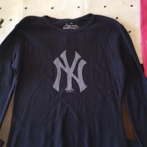 Thermal Yankees long sleeve.. NWT!